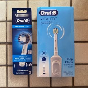 NEW ORAL-B Vitality Electric Toothbrush & Replacement Precision Clean Heads